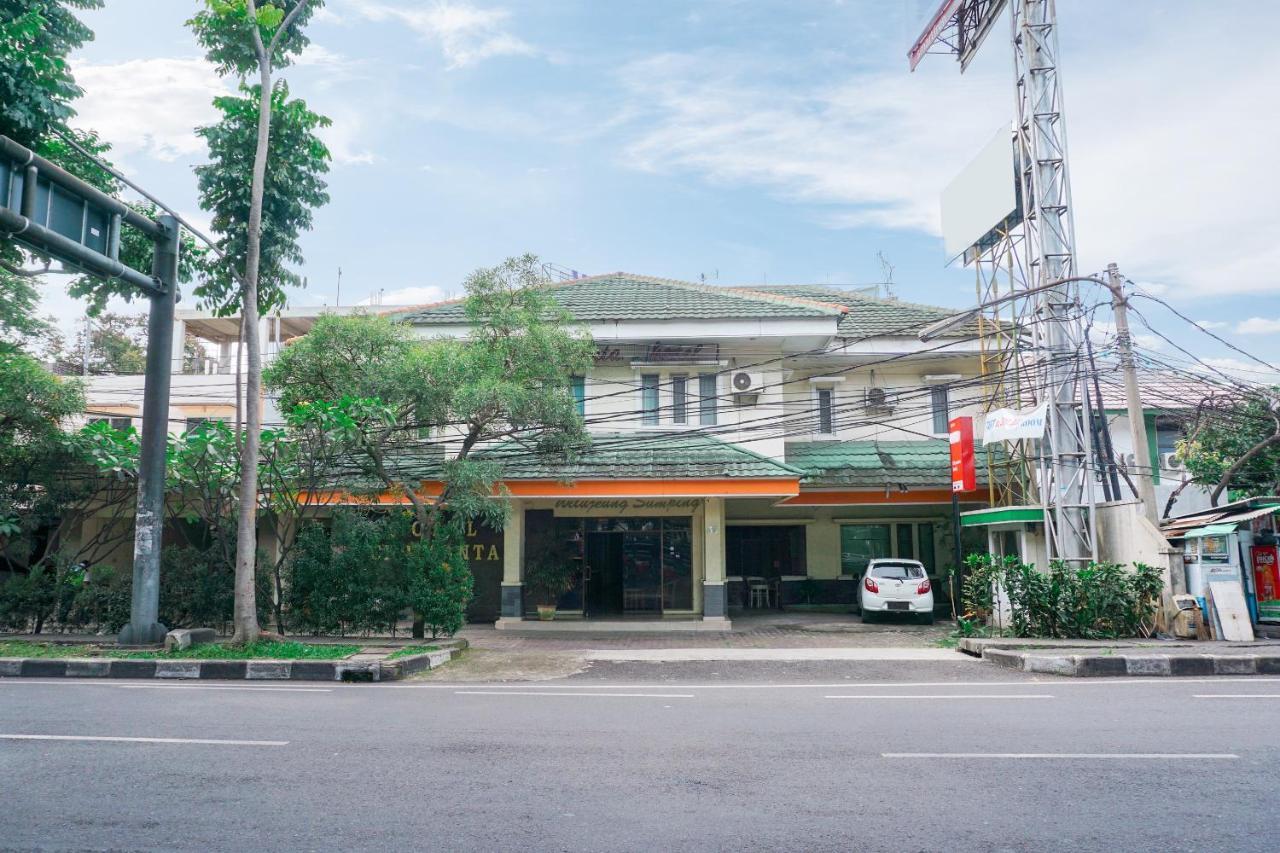 Oyo 2085 Chrysanta Hotel Bandung Exterior photo