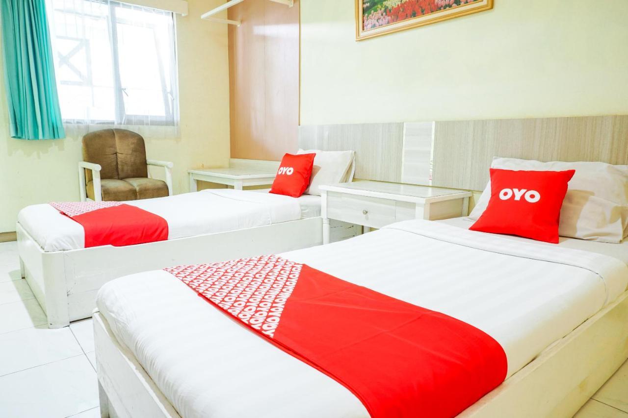 Oyo 2085 Chrysanta Hotel Bandung Exterior photo